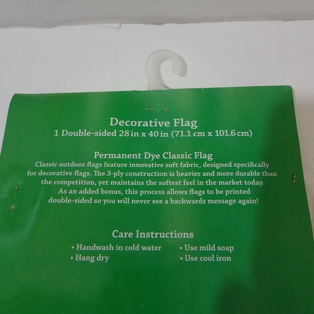 Nicole 28 x 40 Candy Cane Flag New